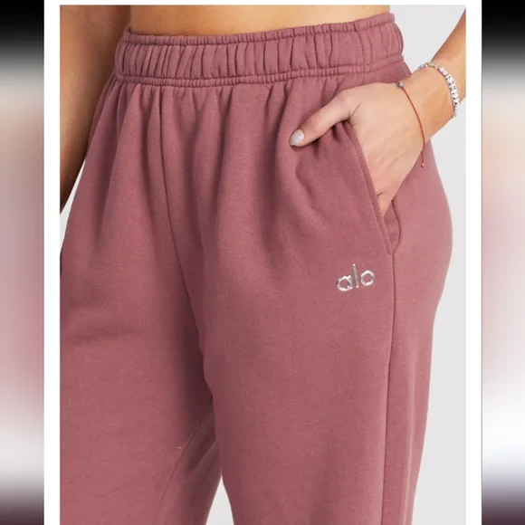 Alo Accolade Straight Leg Sweatpant - Picture 3 of 7